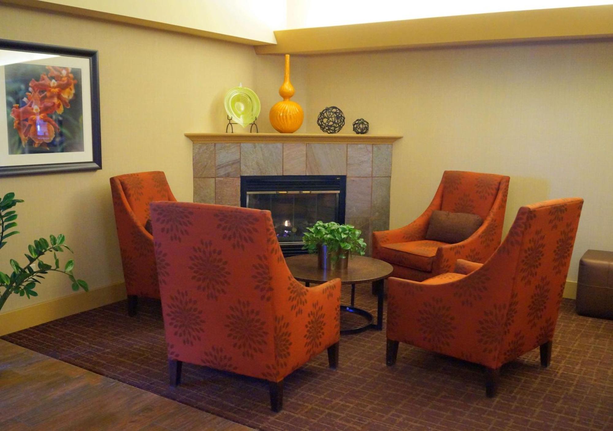 Hampton Inn Altoona Dış mekan fotoğraf