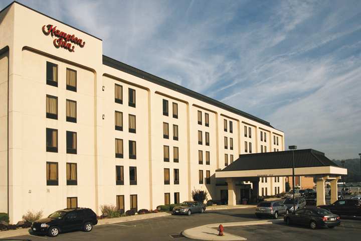 Hampton Inn Altoona Dış mekan fotoğraf